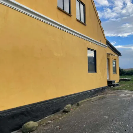 Katry * Augustenborg